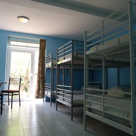 Why Me Eco-Friendly Hostel Tbilisi Eksteriør billede